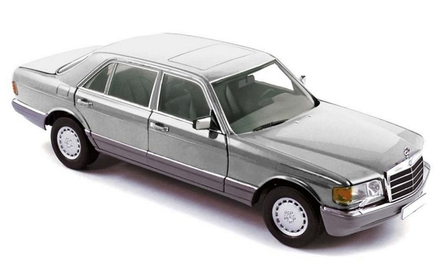 Norev 1/18 Mercedes-Benz 560 SEL 1985 - Grey