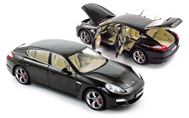 Norev 1/18 Porsche Panamera 4S 2009 - Black