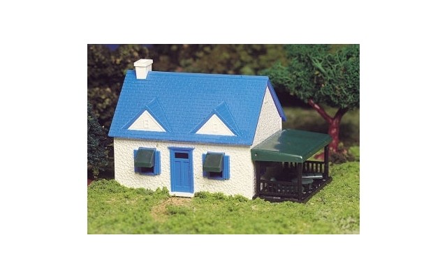 Bachmann HO Cape Cod House (Kit)