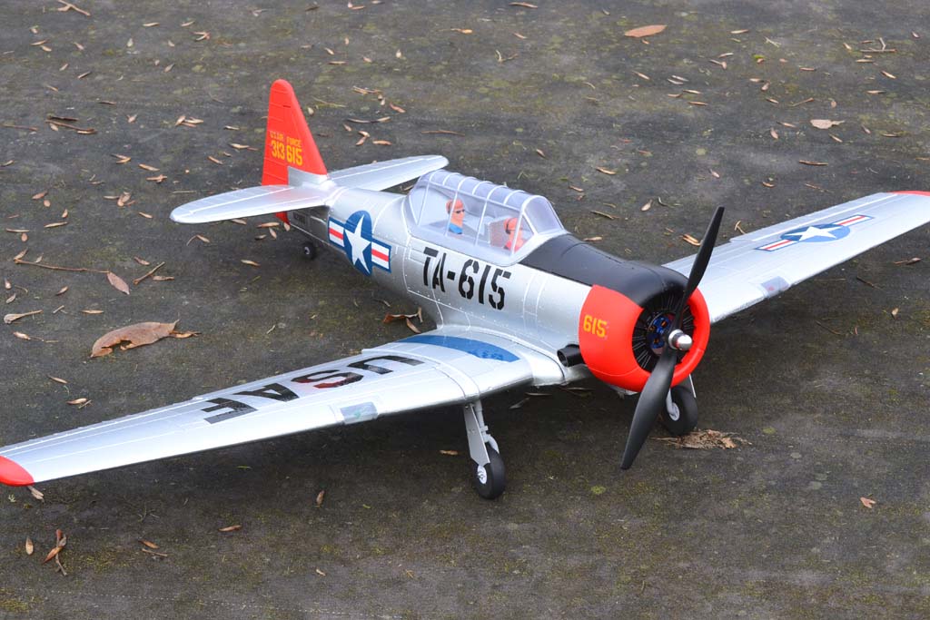 Dynam AT-6 Texan  Silver PNP